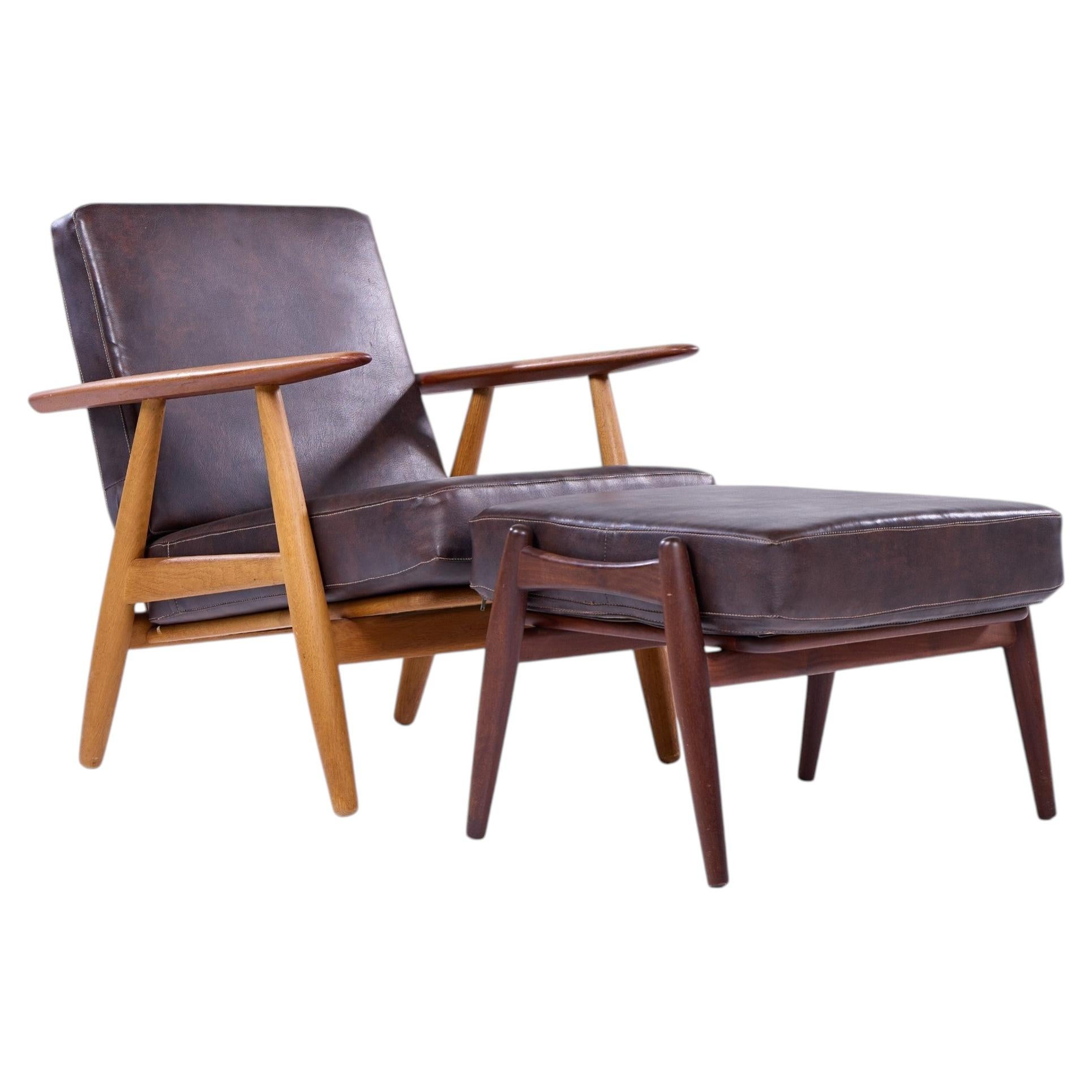Hans Wegner for Getama GE-290 Teak High Back Lounge Chairs - Pair with Ottoman For Sale