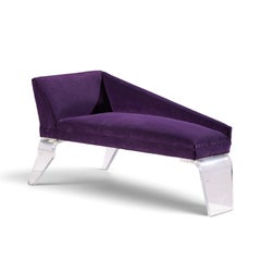 Haziza: divano-chaise longue scultoreo in stile Mid-Century, in Lucite e imbottito