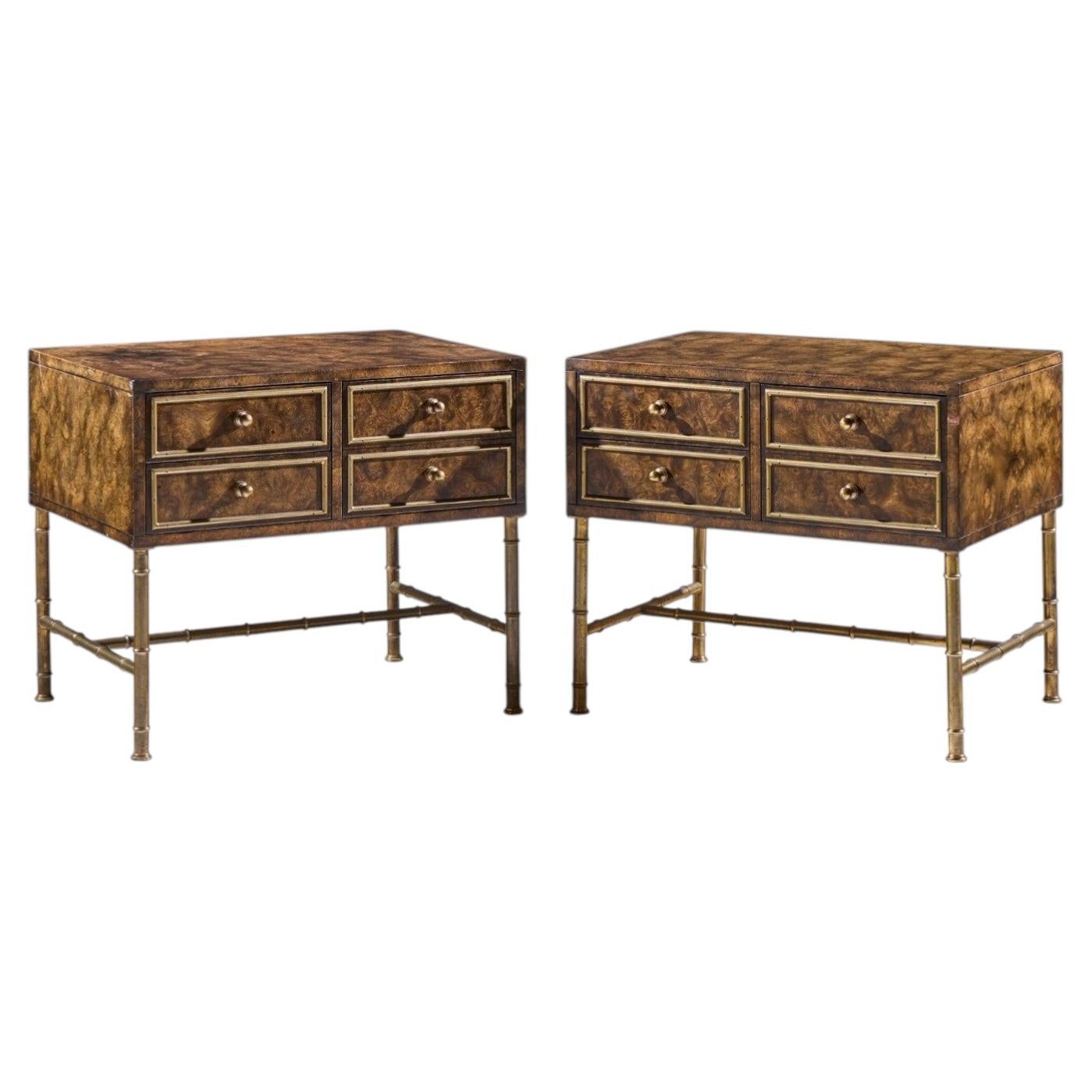 Comodini Mastercraft in legno di radica e ottone in stile Mid-Century - Coppia in vendita