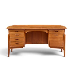 Svend Madsen for Sigurd Hansen Mid Century Danish Teak Desk
