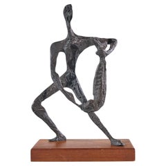Simon Gordon, scultura in ferro in stile brutalista della metà del secolo: “Uomo con pesce”
