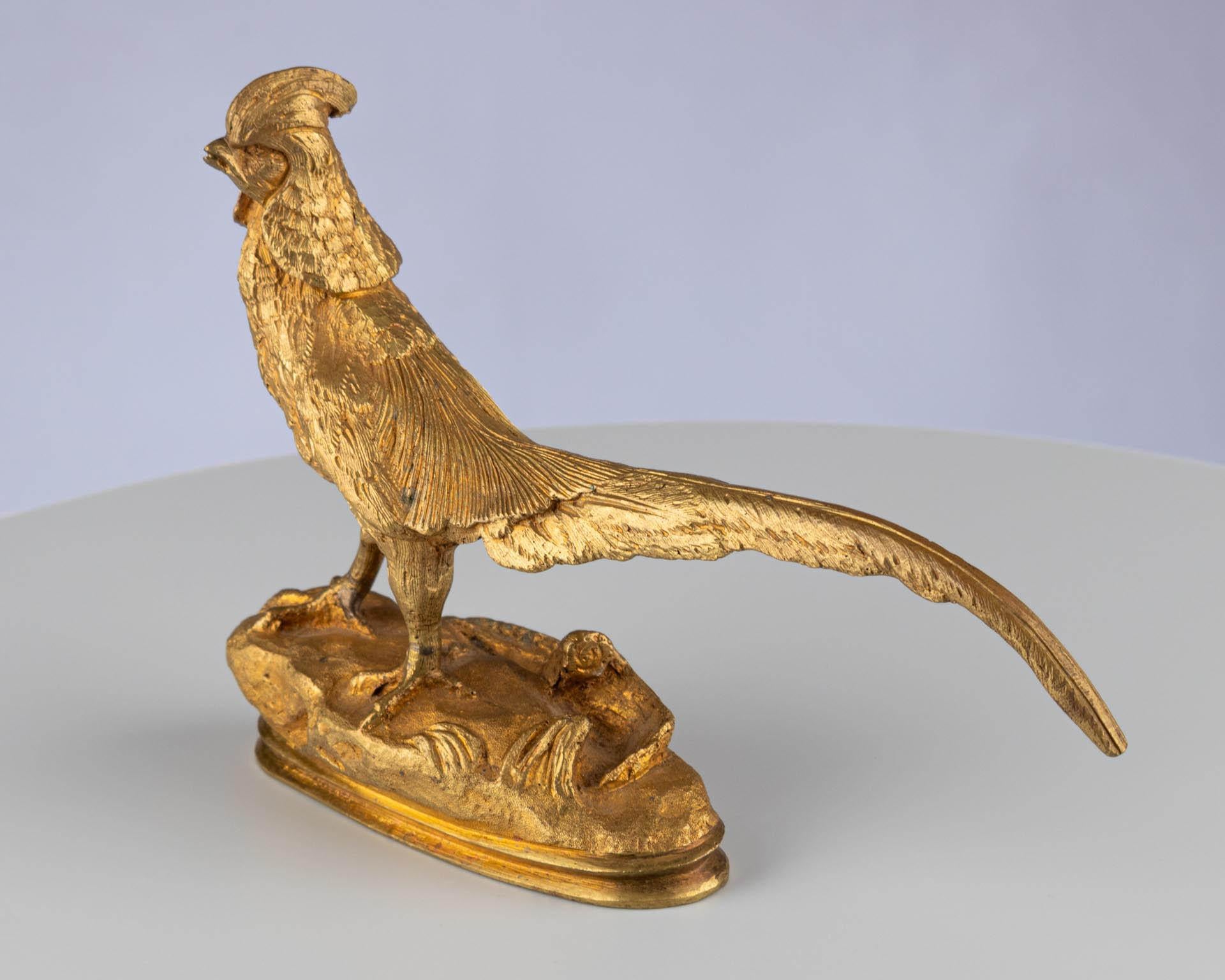 Scultura di uccello in bronzo dorato Ormolu francese del XIX secolo Fagiano In condizioni buone in vendita a Greven, DE