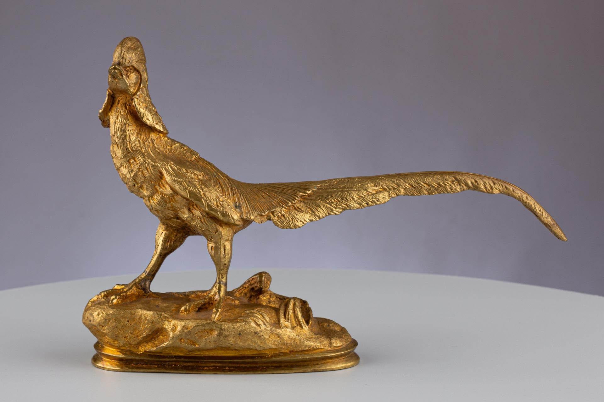 Scultura di uccello in bronzo dorato Ormolu francese del XIX secolo Fagiano in vendita 6
