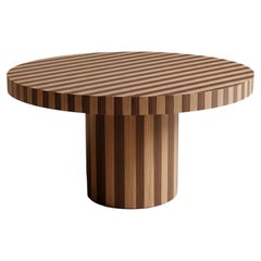Mesa de comedor Nusa de DOOQ, 120 cm de diámetro, de madera. ¡NUEVO!
