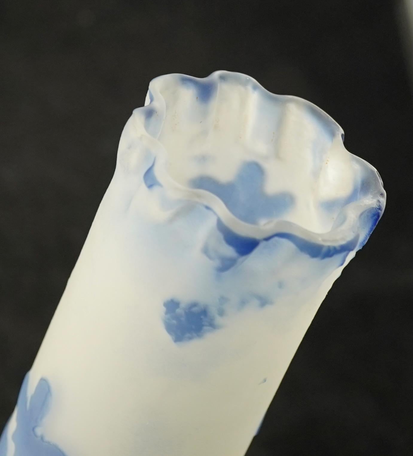 Vetro Vaso di vetro Emile Galle Early Cameo in vendita
