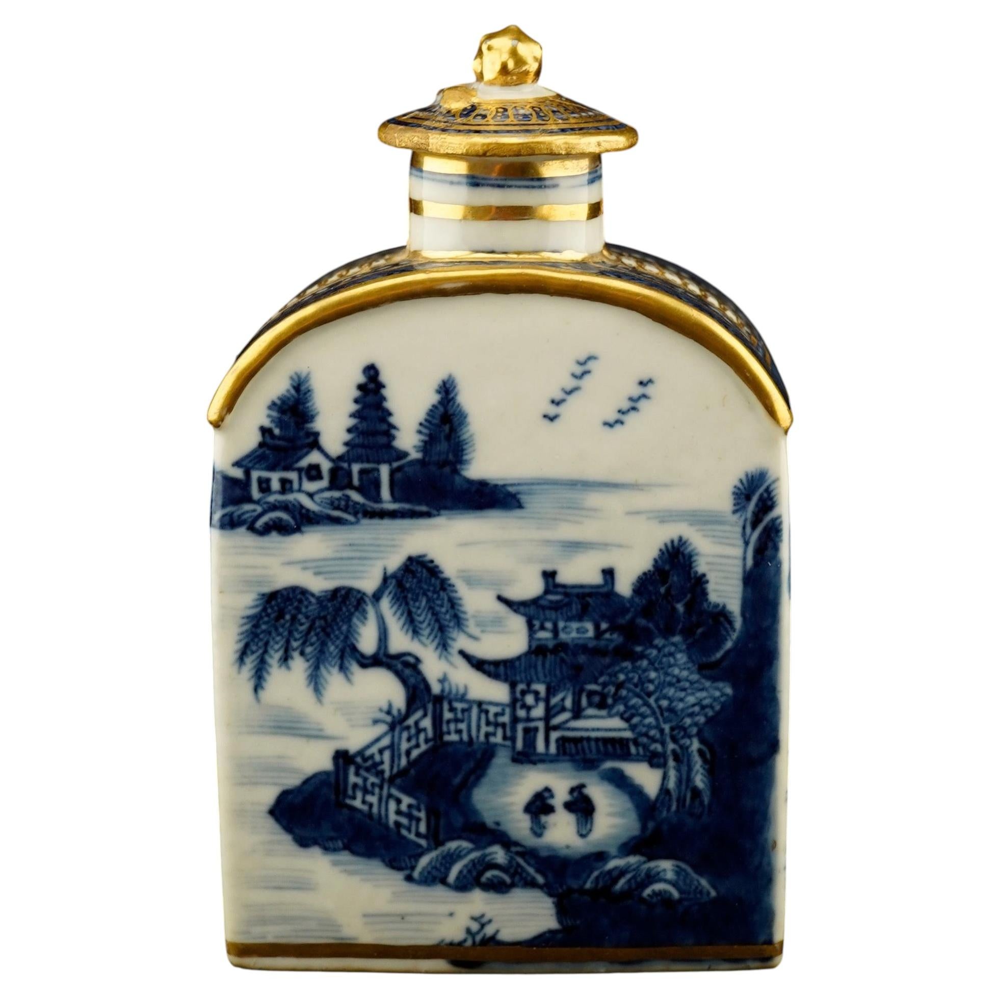 Chinese Blue and White Export Porcelain Tea Caddy circ 1790.