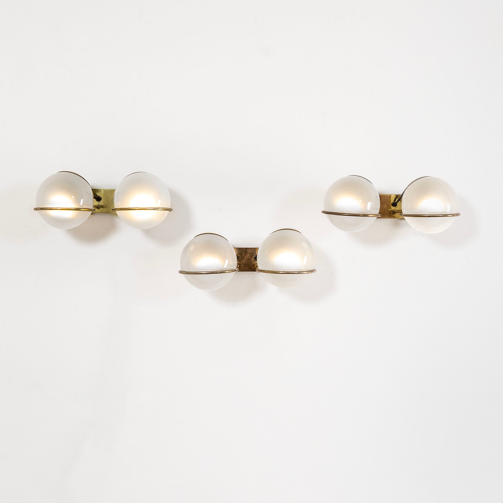 20th Century Gino Sarfatti Set of 3 Wall Lamps Mod. 238/2 for Arteluce, 1960s For Sale