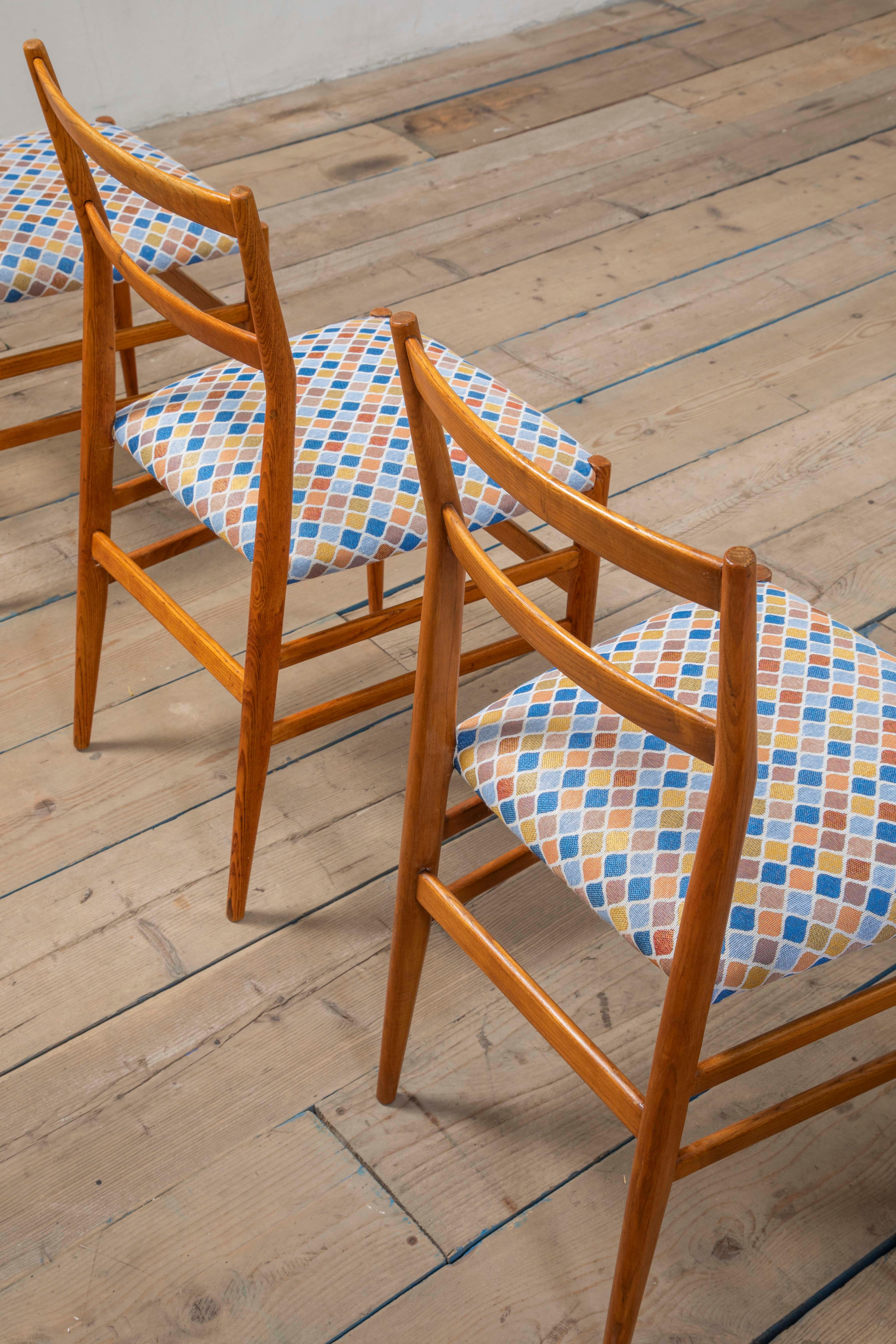 20e siècle, Gio Ponti for Cassina Set of 8 Chairs mod. Leggera en vente 3