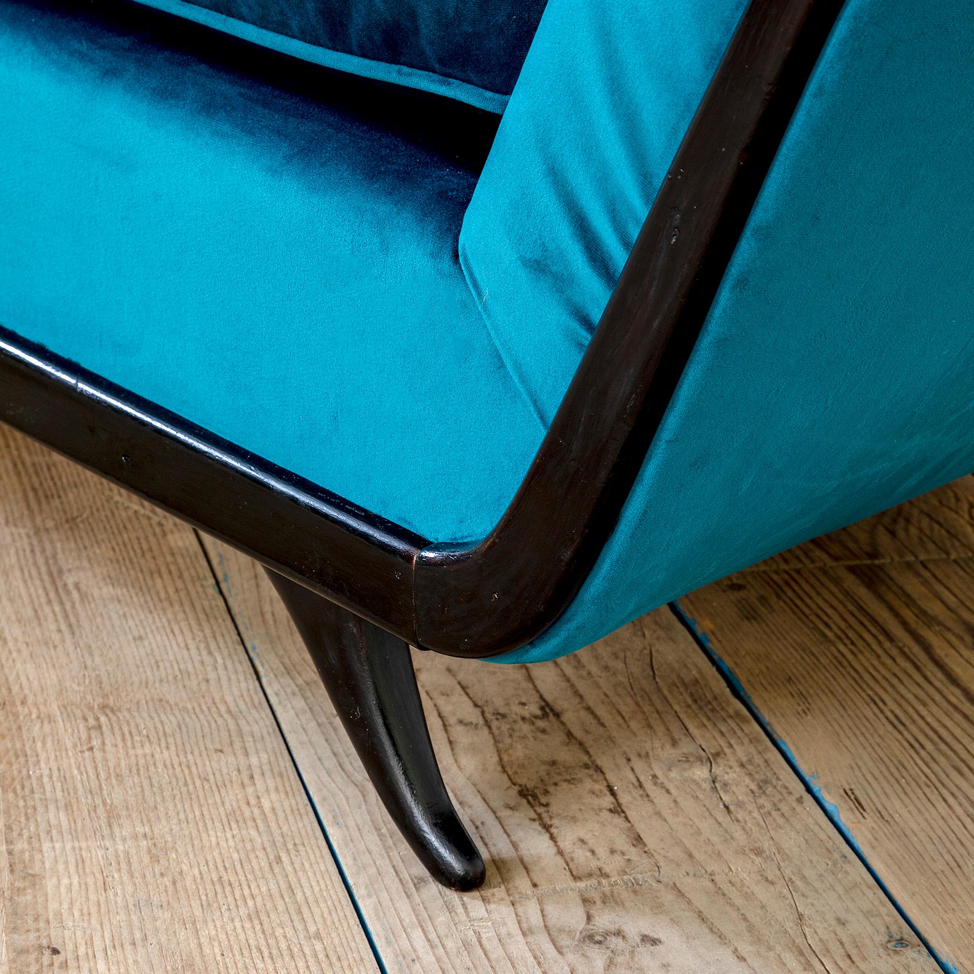 20th Century, Guglielmo Ulrich Blue Velvet Sofa 1950 Tela en venta
