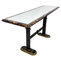 Mesa consola de estilo neoclásico de Maitland-Smith, con cuernos en mosaico y bronce fundido