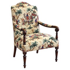 1930s English Chinoiserie Carved Oak In Chinoiserie Palm Toile