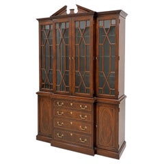 Libreria o vetrina per porcellane in mogano intarsiato, stile georgiano, finitura Hickory White