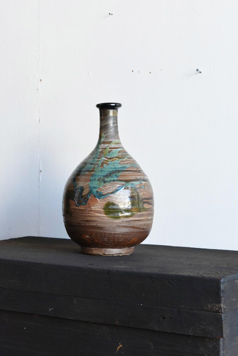 Japanese Antique Sake Bottle / Karatsu Ware / Edo Period 1700s / Antique Vase In Good Condition In Sammu-shi, Chiba
