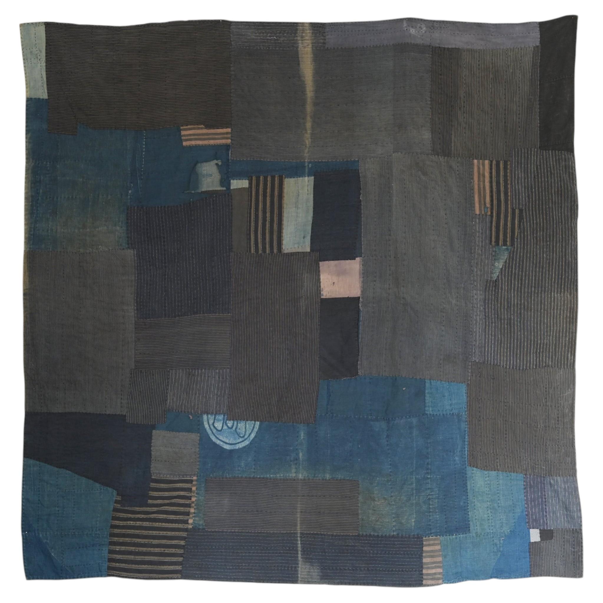 Antique Japanese Boro Cotton Patchwork Textile / Indigo-dyed fabric tapestry For Sale