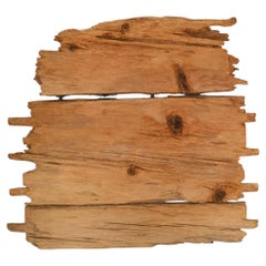 Fragment eines antiken japanischen Holzbootes / Wabi-Sabi-Objekt zum Aufhängen