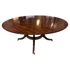 Estilo Siglo XVIII, Mesa de Comedor Inglesa, Redonda Estilo Sheraton sobre Base de Pedestal