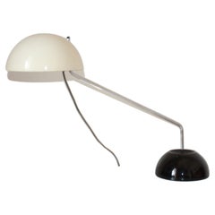 Lampada da scrivania moderna di metà secolo modello Libellula, Harvey Guzzini, Italia anni '70