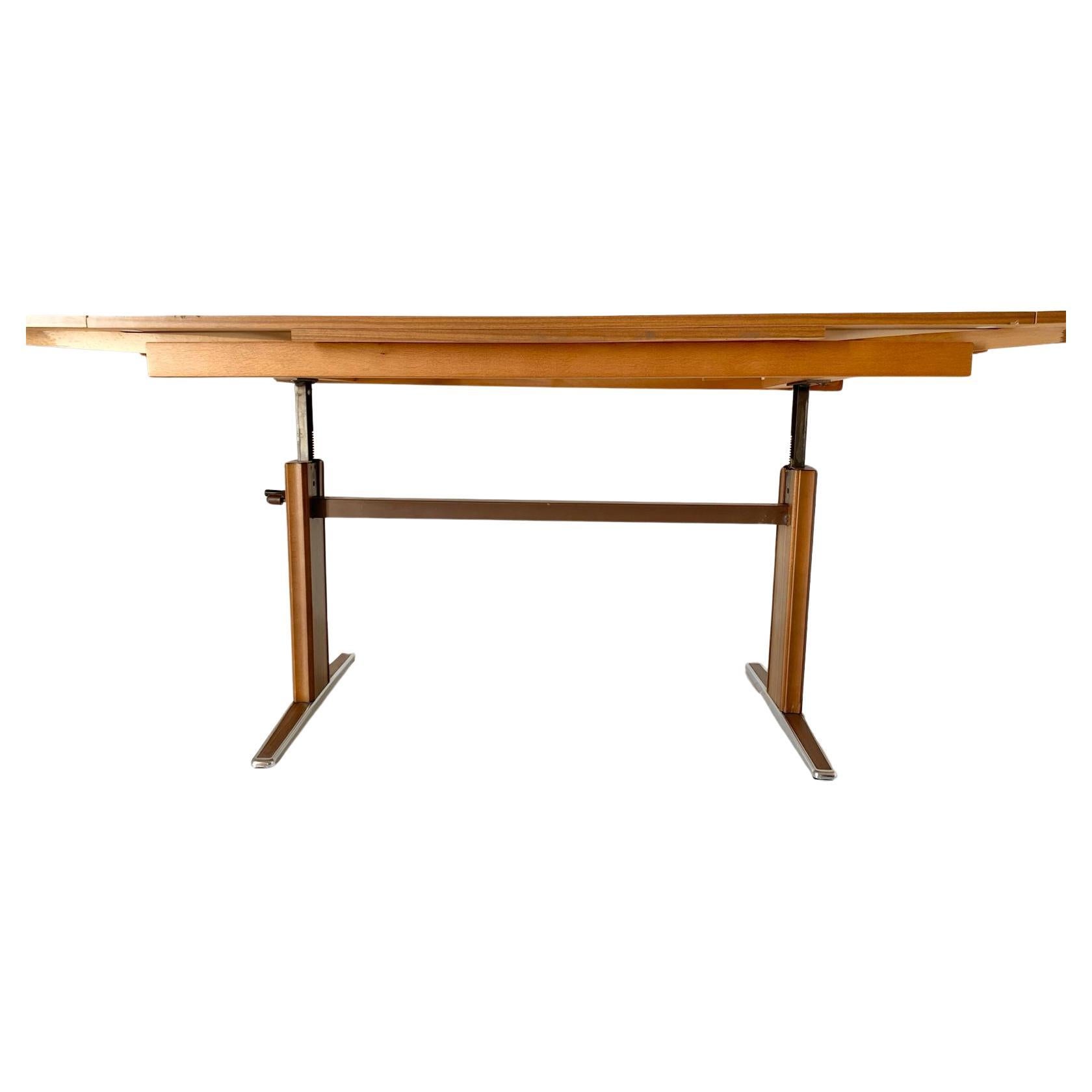 Mid-Century Modern Vintage extendible wood coffee Table, Italy 1970s For Sale
