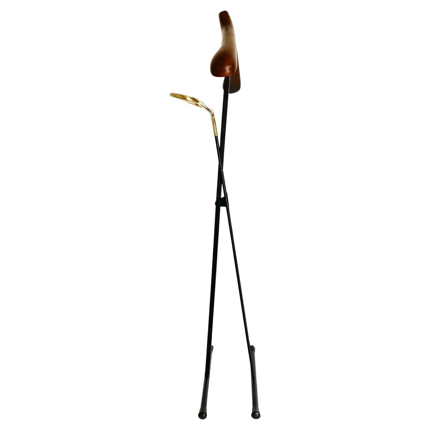 Vintage folding valet stand in wood, iron and brass, Reguitti, Italy 1950s For Sale 2