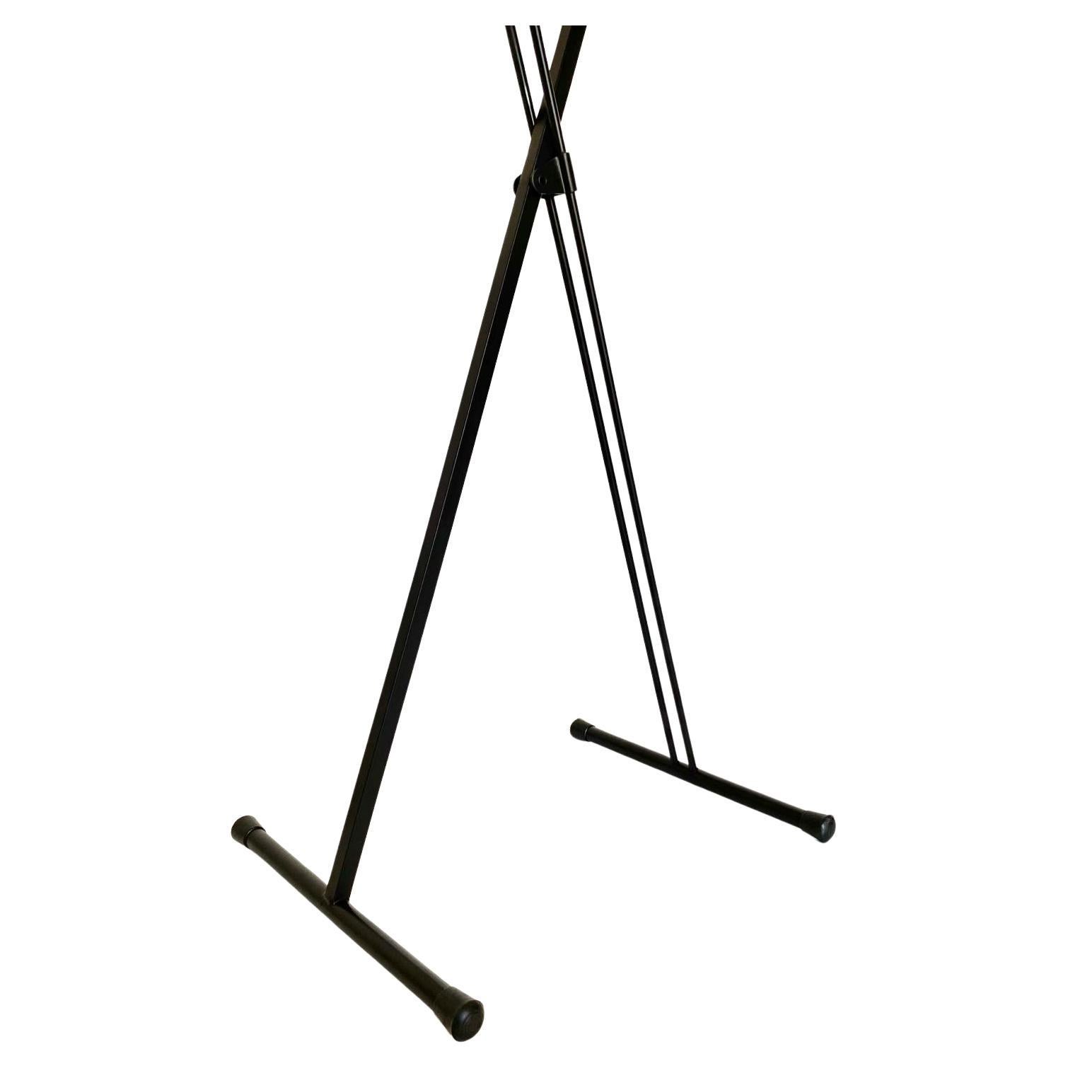 Vintage folding valet stand in wood, iron and brass, Reguitti, Italy 1950s For Sale 6