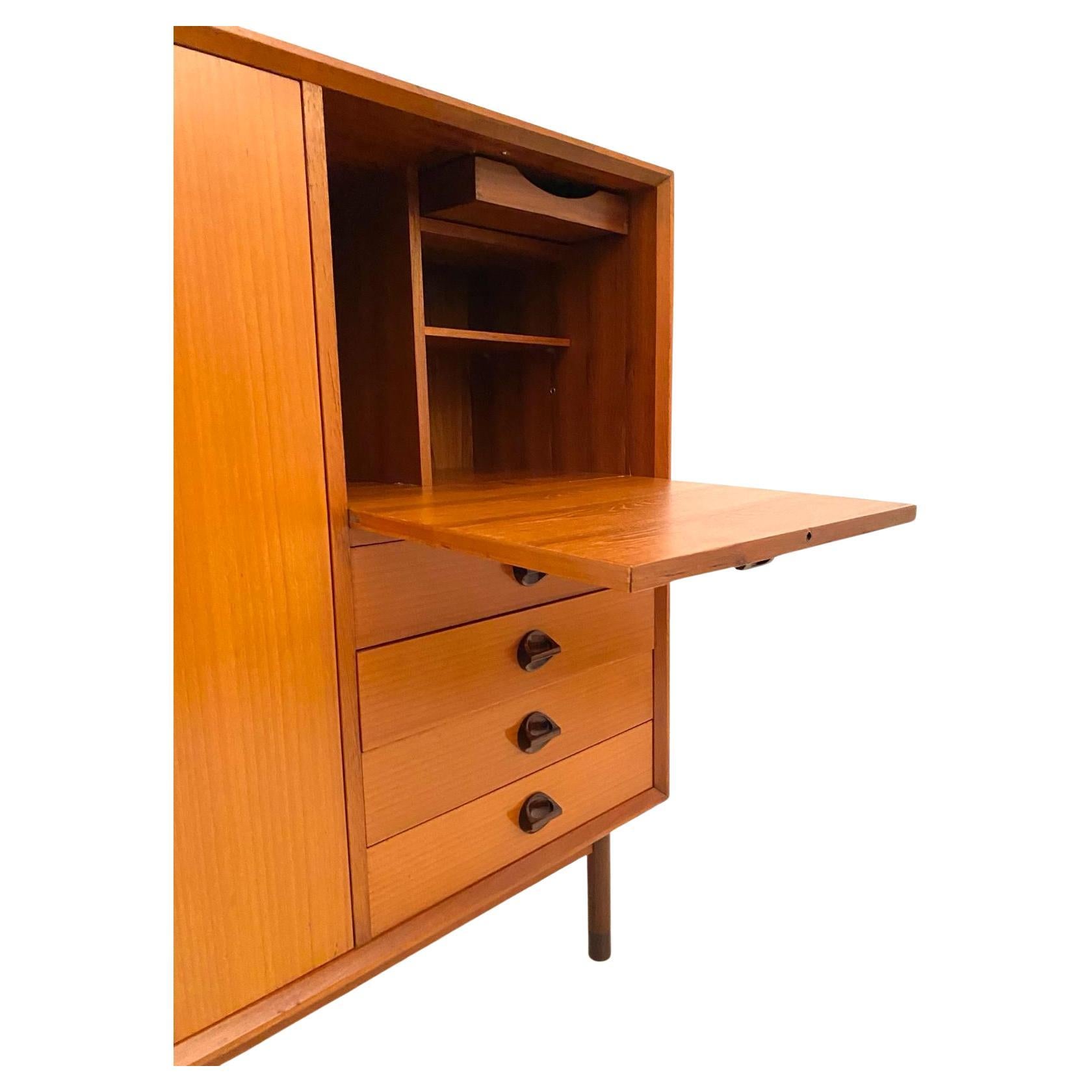 Cabinet en bois moderne du milieu du siècle, George Coslin pour FARAM, Italie 1960 en vente 3