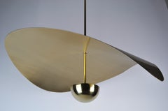 Bonnie Contemporary LED Pendelleuchte @ 65cm/26". Massives Messing, handgefertigt in Schweden