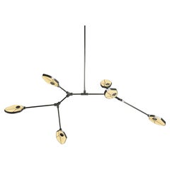Contemporary Handmade Sculptural LED Chandelier, Kristall und Páua Shell, Large