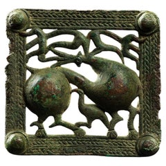 Belt plaque
