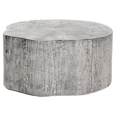 Tavolino rotondo moderno di Andrea Salvetti per Dilmos, in alluminio fuso naturale