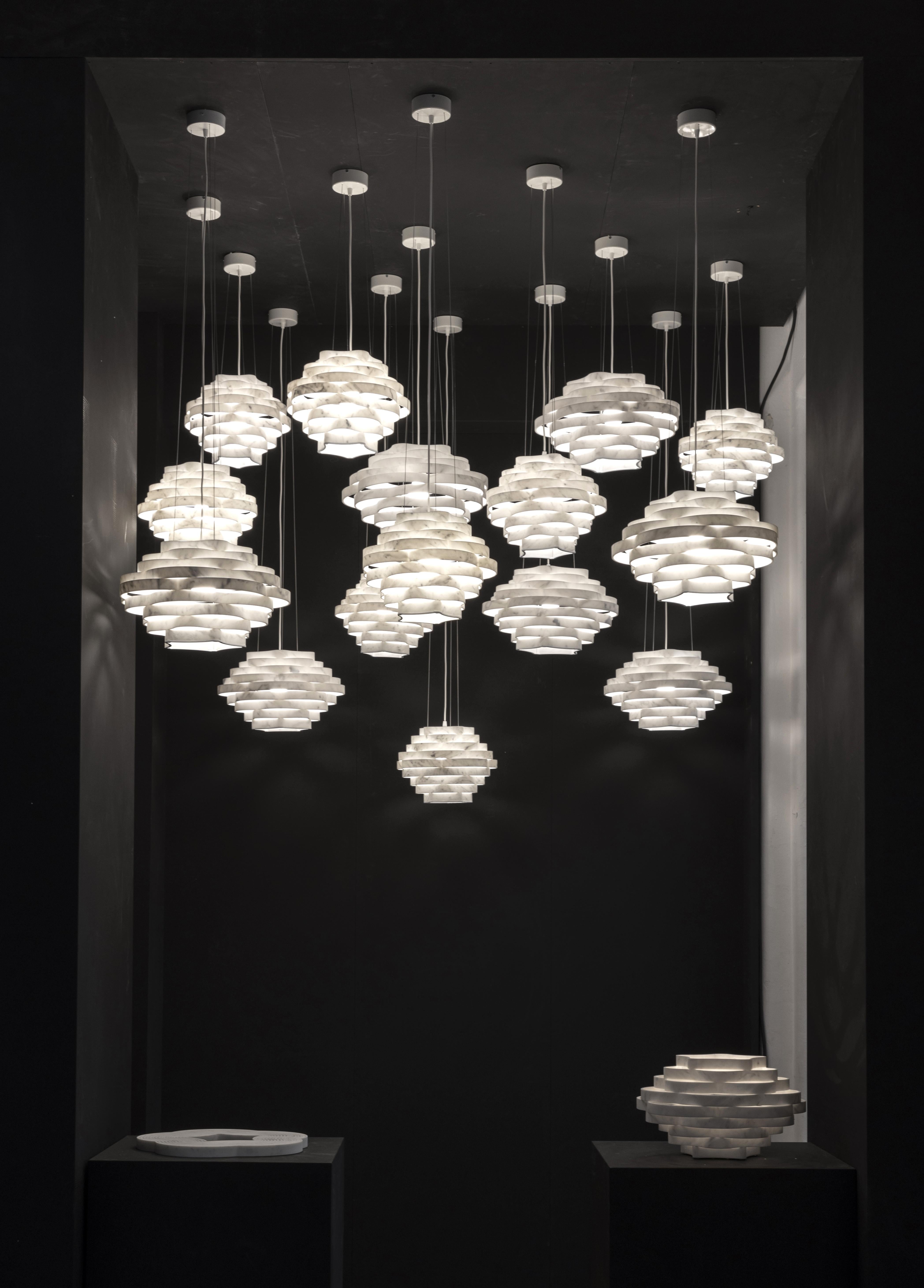 Pendente moderno rotondo in marmo bianco di Carrara lucidato Paolo Ulian per Dilmos In condizioni Nuovo in vendita a Milan, IT