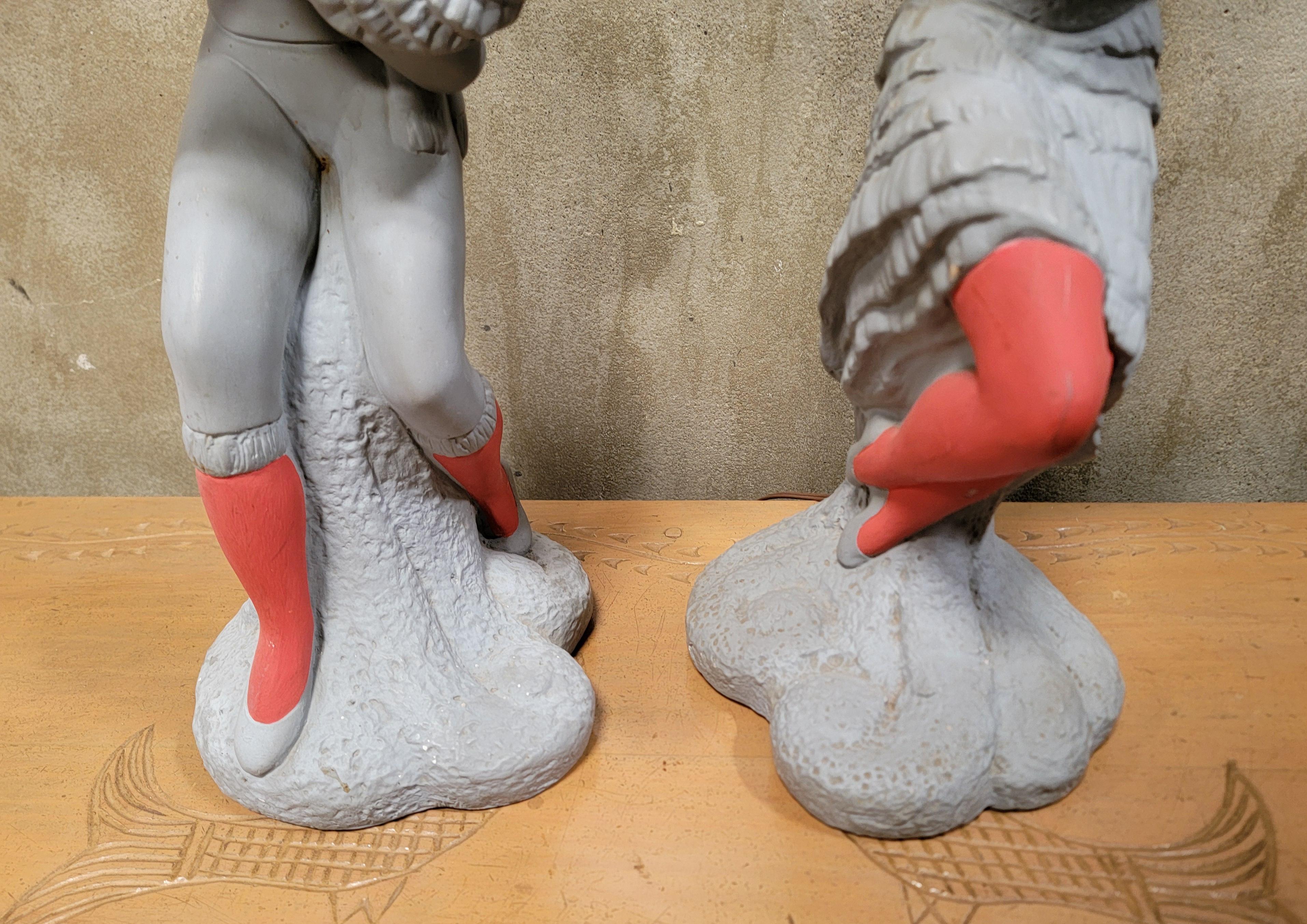 Moulage Lampes Figurales Hollywood Regency par Royalite of Hollywood 1950's en vente