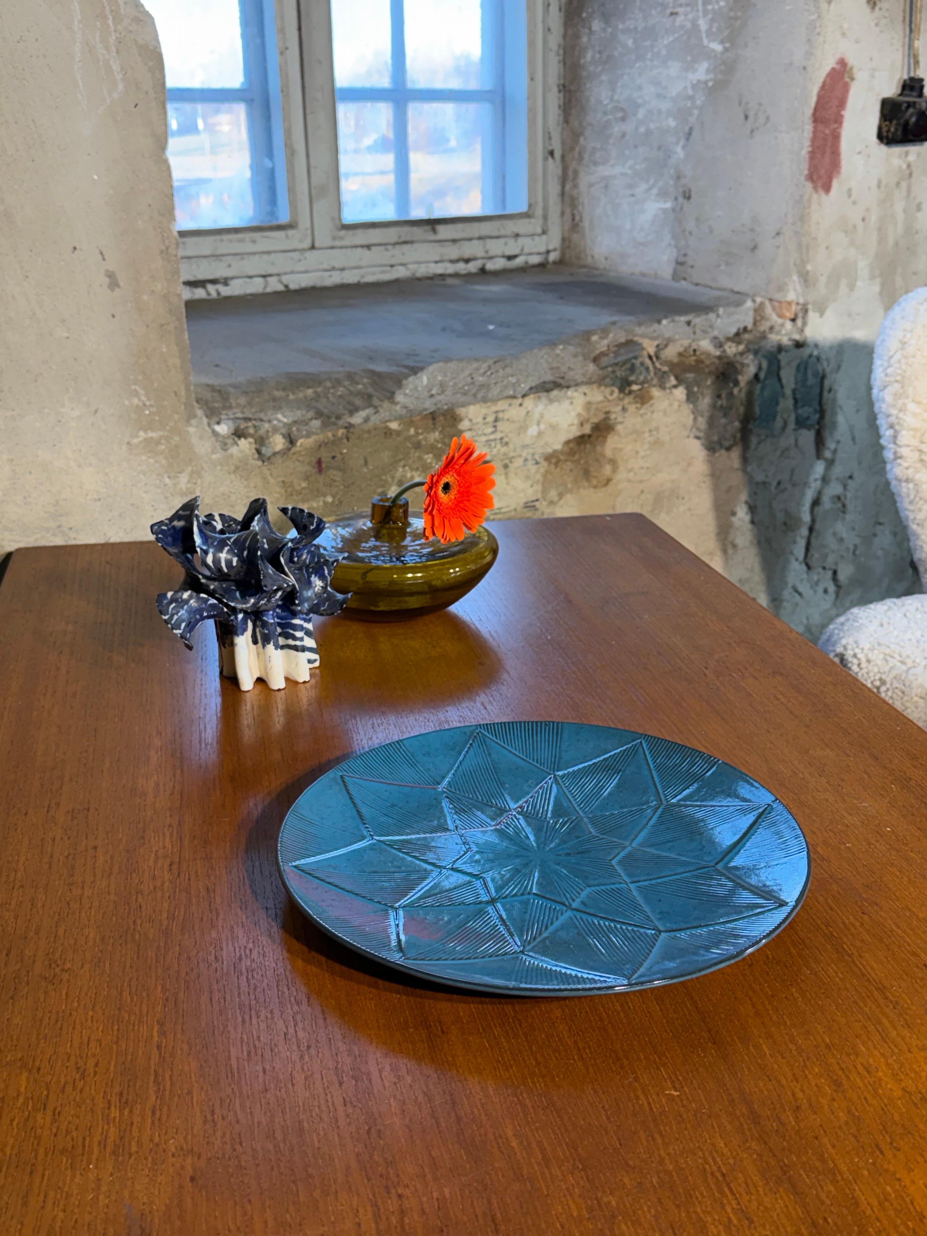 Ceramic Round, Blue Serving Dish with stars - Upsala Ekeby - Sven Erik Skawonius For Sale