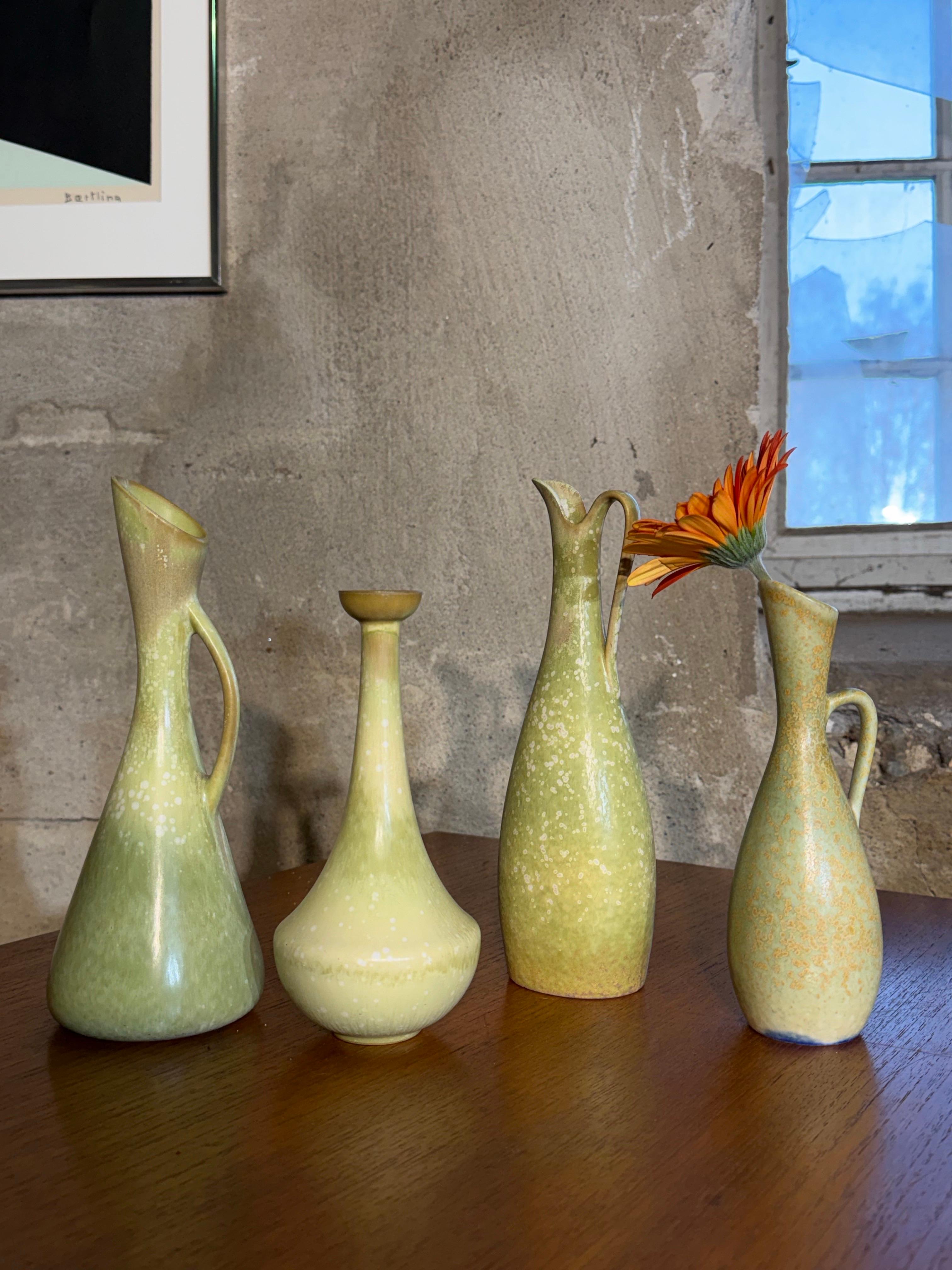 Porcellana Gruppo di 4 vasi a macchie verdi Ceramica, Rörstrand - Gunnar Nylund in vendita