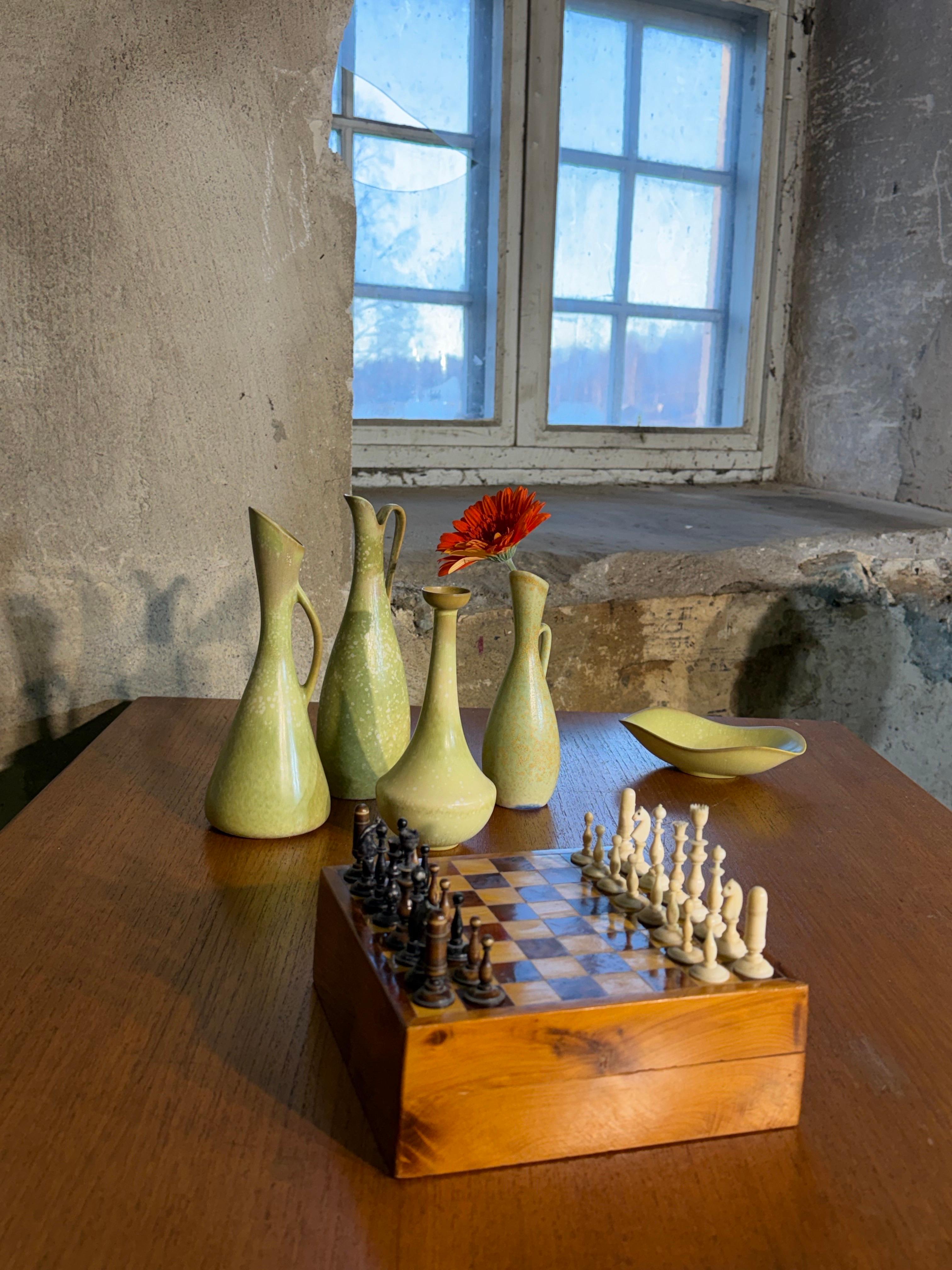 Gruppo di 4 vasi a macchie verdi Ceramica, Rörstrand - Gunnar Nylund in vendita 1