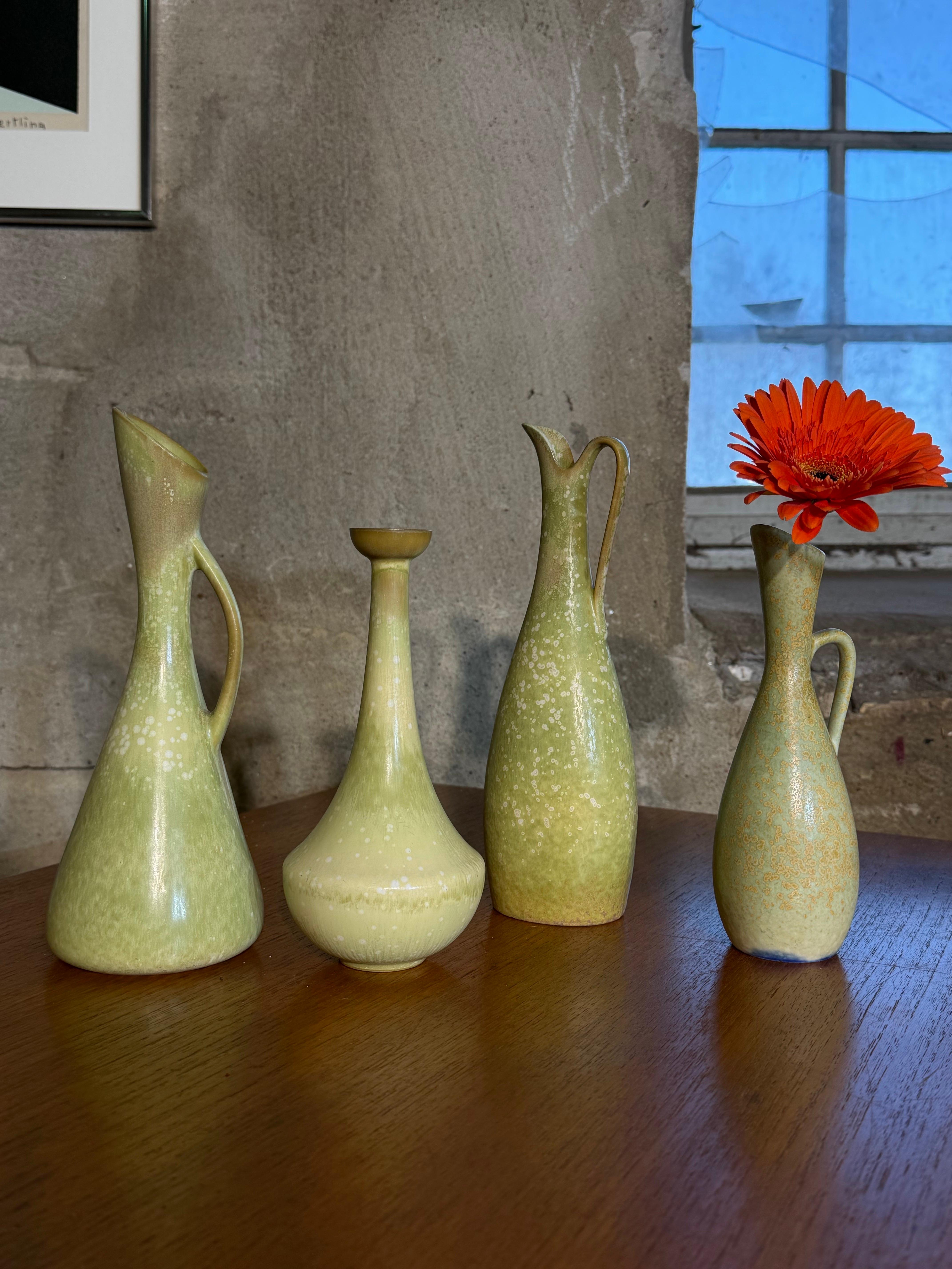 Gruppo di 4 vasi a macchie verdi Ceramica, Rörstrand - Gunnar Nylund in vendita 2