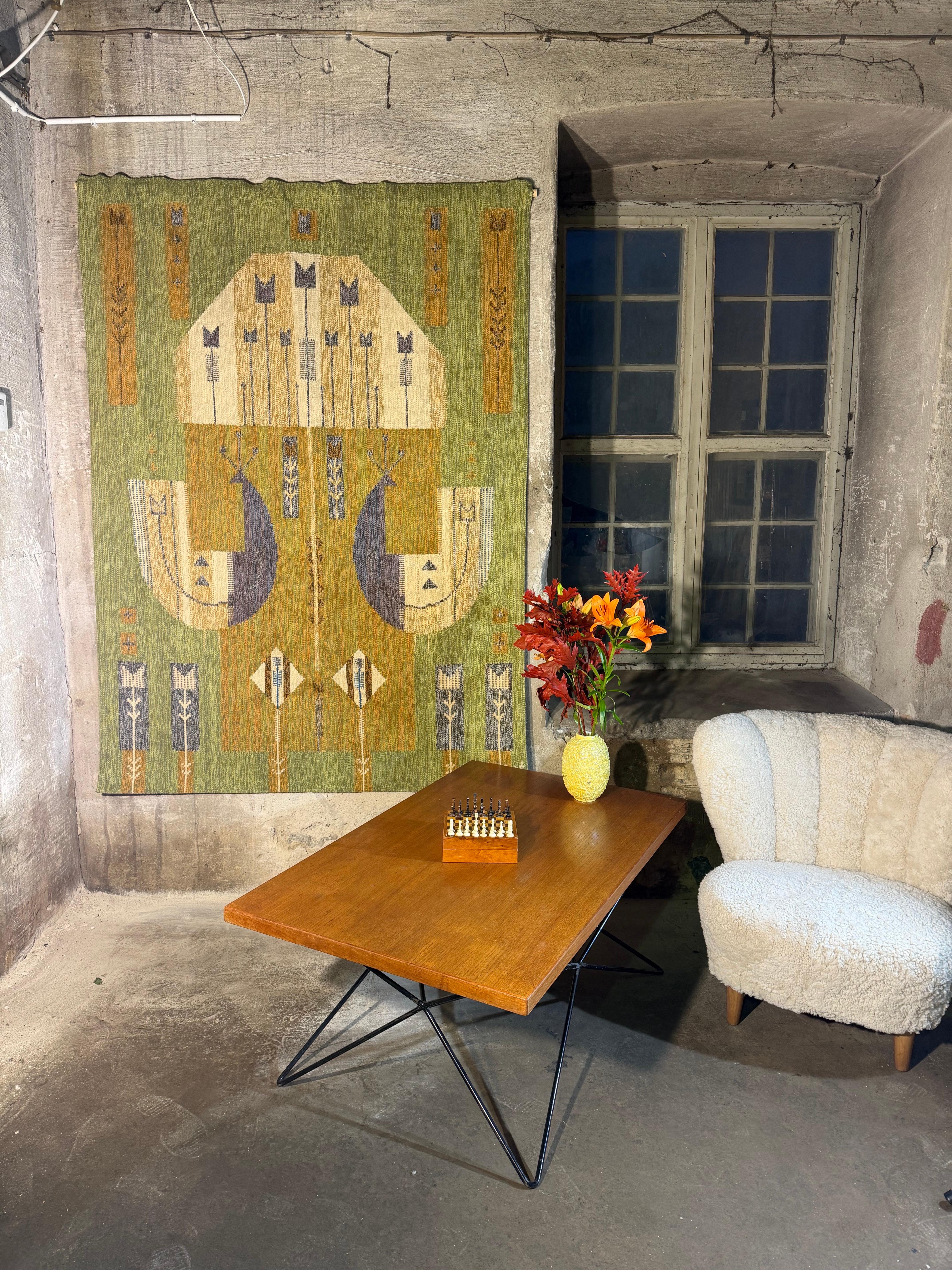 Éva Németh - Grüner Flachgewebeteppich mit Vögeln - Ungarn um 1970er im Angebot 1