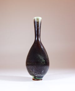 A Black Aniara-glazed Stoneware vase - Berndt Friberg Gustavsberg - Scandinavian