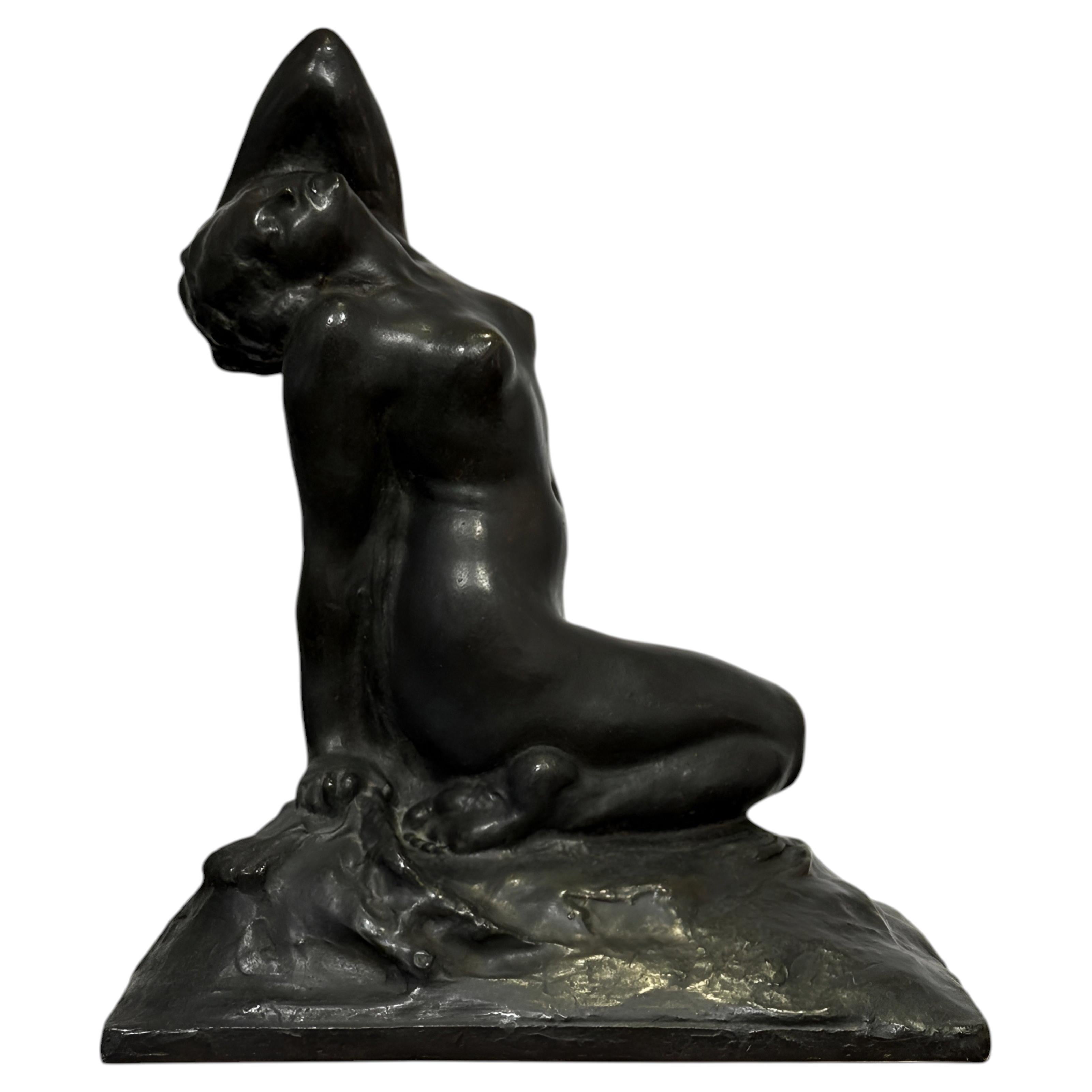 Art Deco Bronze Sculpture of a Kneeling Female Nude, Signed A. Gennarelli, 1920 For Sale