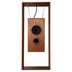 Altavoces Janus de Million Goods personalizados