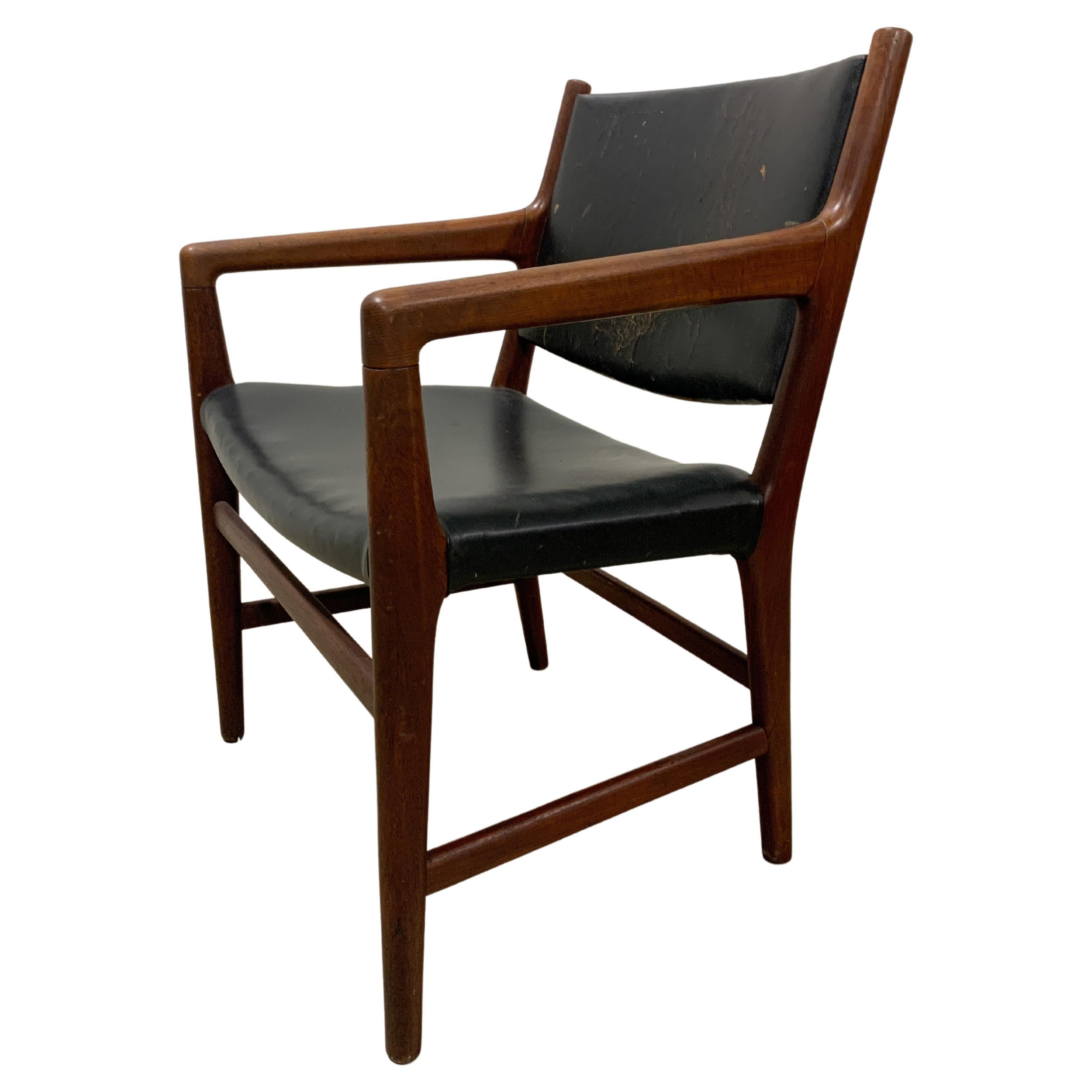 Hans Wegner JH-507 Armchair in Teak and Leather For Sale