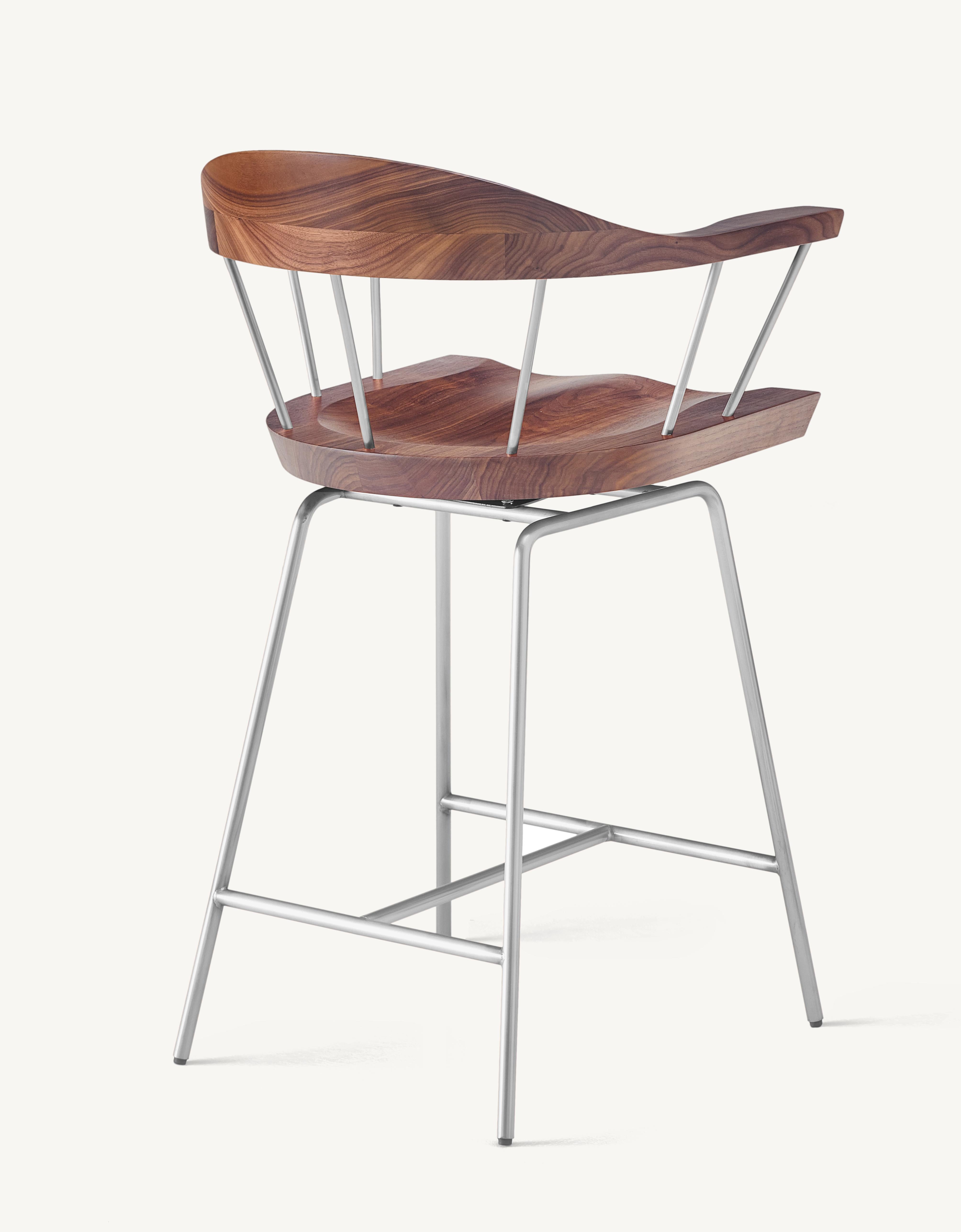 En vente : Silver (Metal Satin Nickel) Chaise de comptoir à fuseaux en noyer massif et acier conçue par Craig Bassam 2