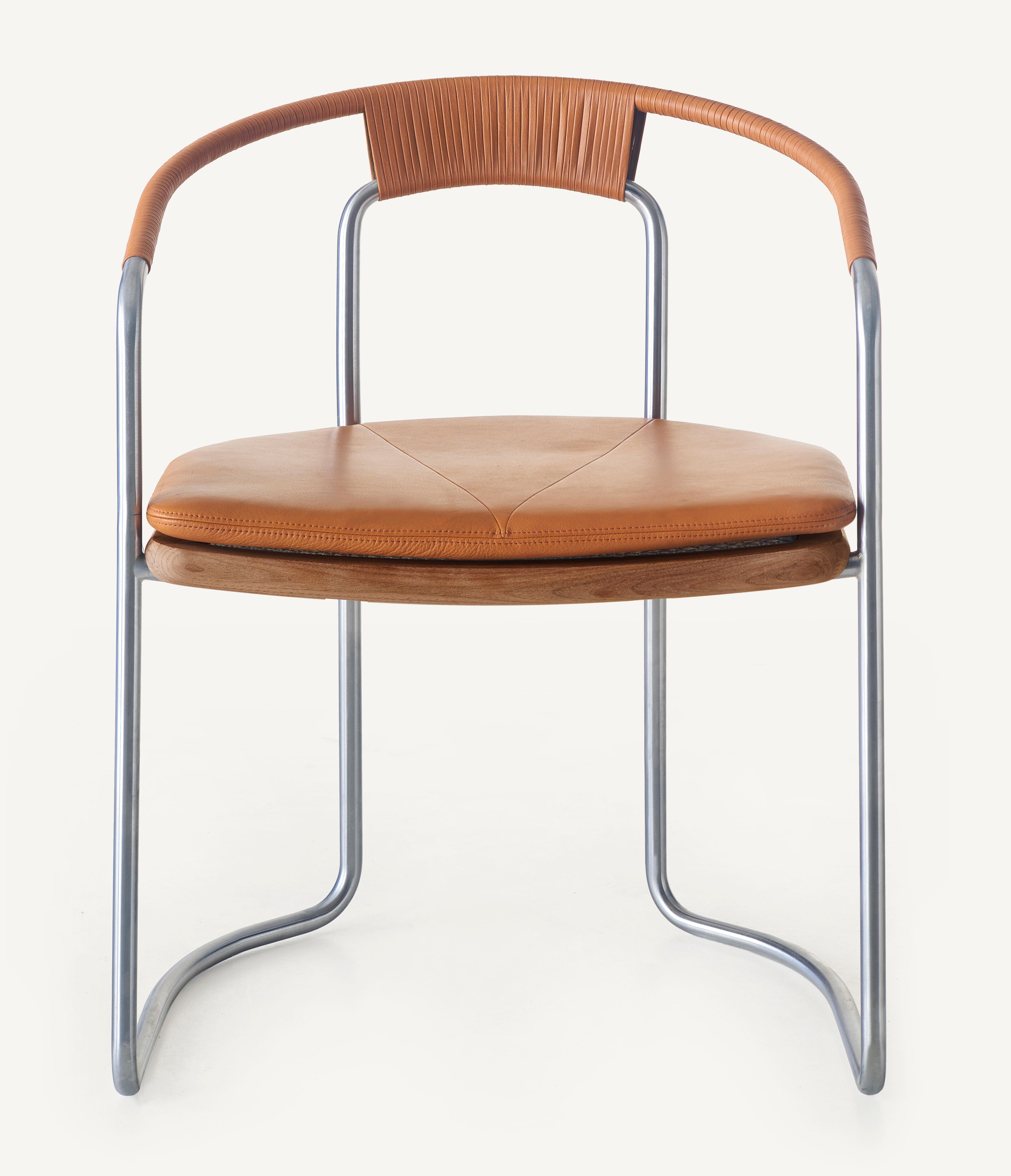 En vente : Brown (Elegant 43807 British Tan) Chaise géométrique en noyer, nickel satiné et cuir de Craig Bassam 3