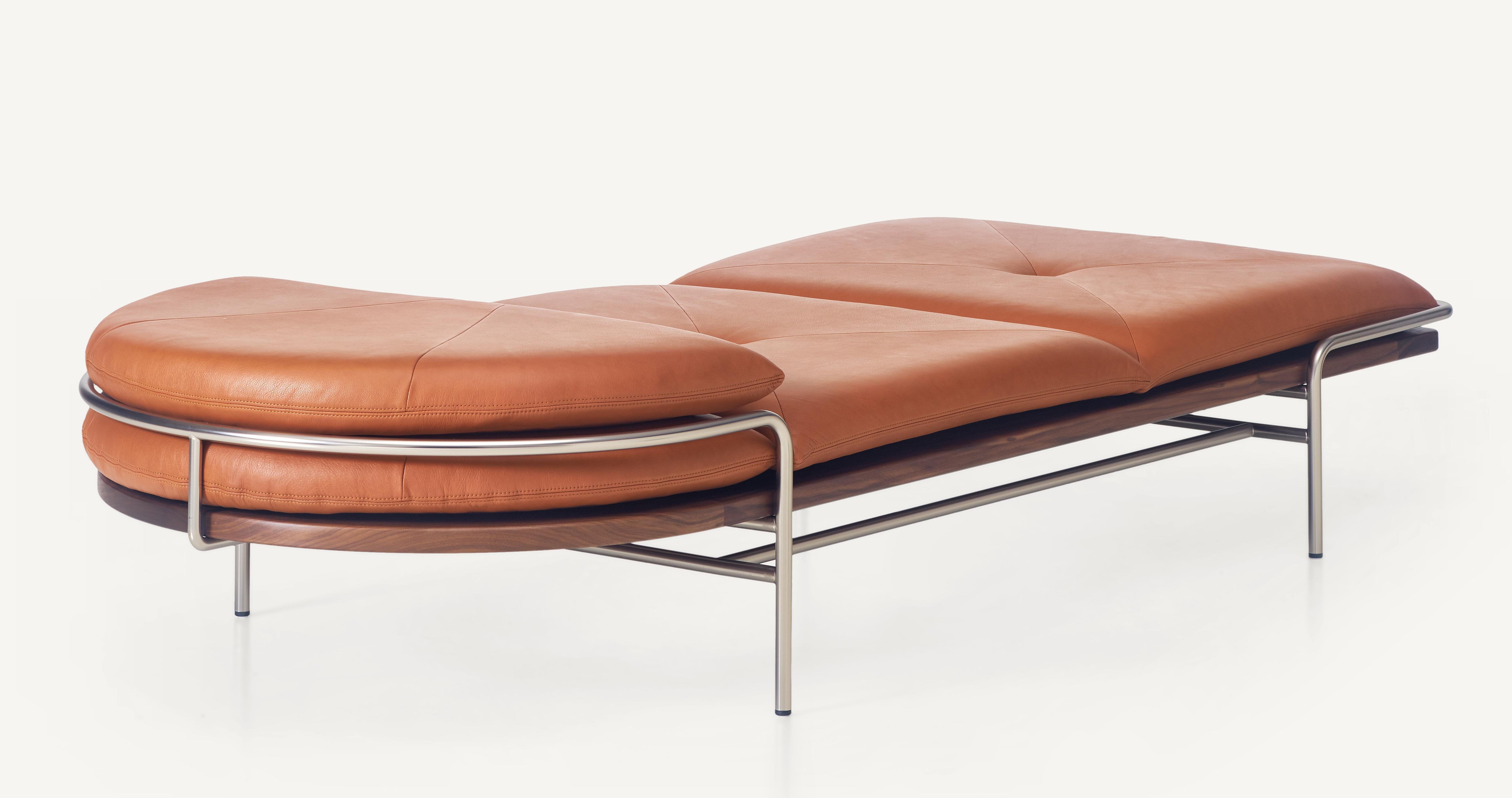 En vente : Brown (Elegant 43807 British Tan) e-lit géométrique en noyer massif, nickel satiné et cuir de Craig Bassam 3