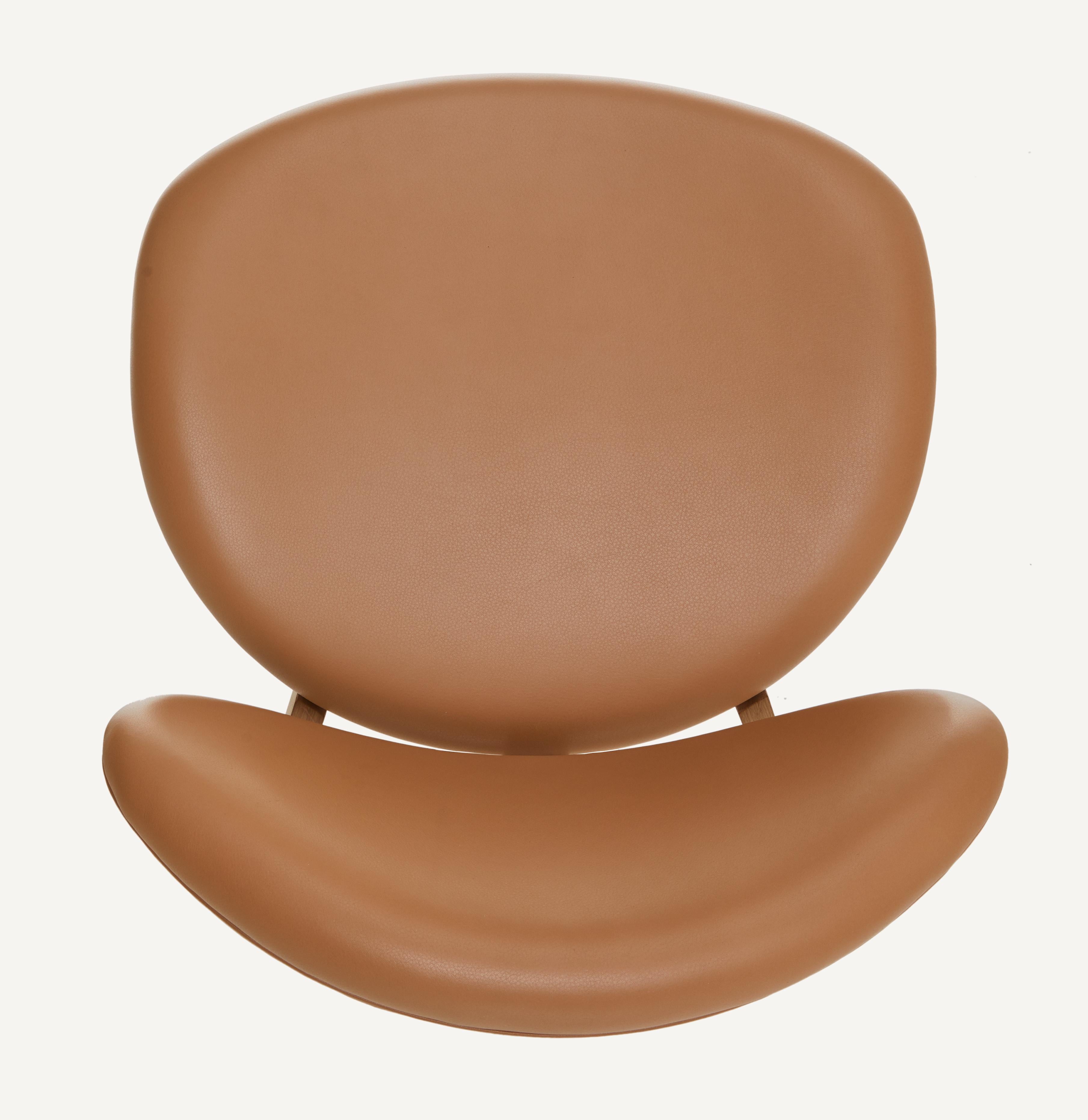 For Sale: Brown (Comfort 43632 Camel) Ovoid Lounge Chair in Solid Oak, Raw Effect and Leather by Craig Bassam 6