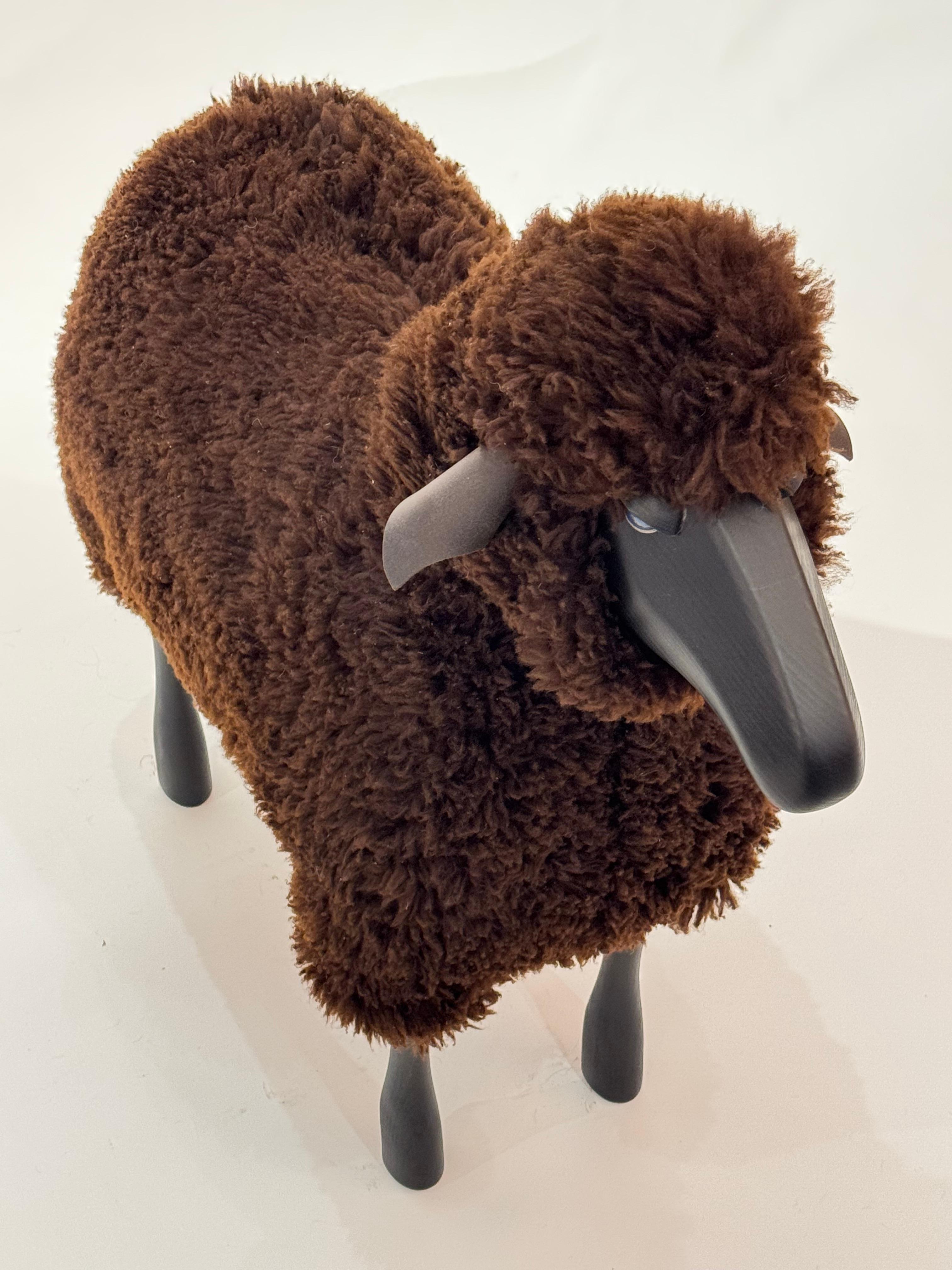 Mouton fait à la main en fourrure Brown et en bois de teck par Hans Peter Krafft, Meier Allemagne. en vente 10