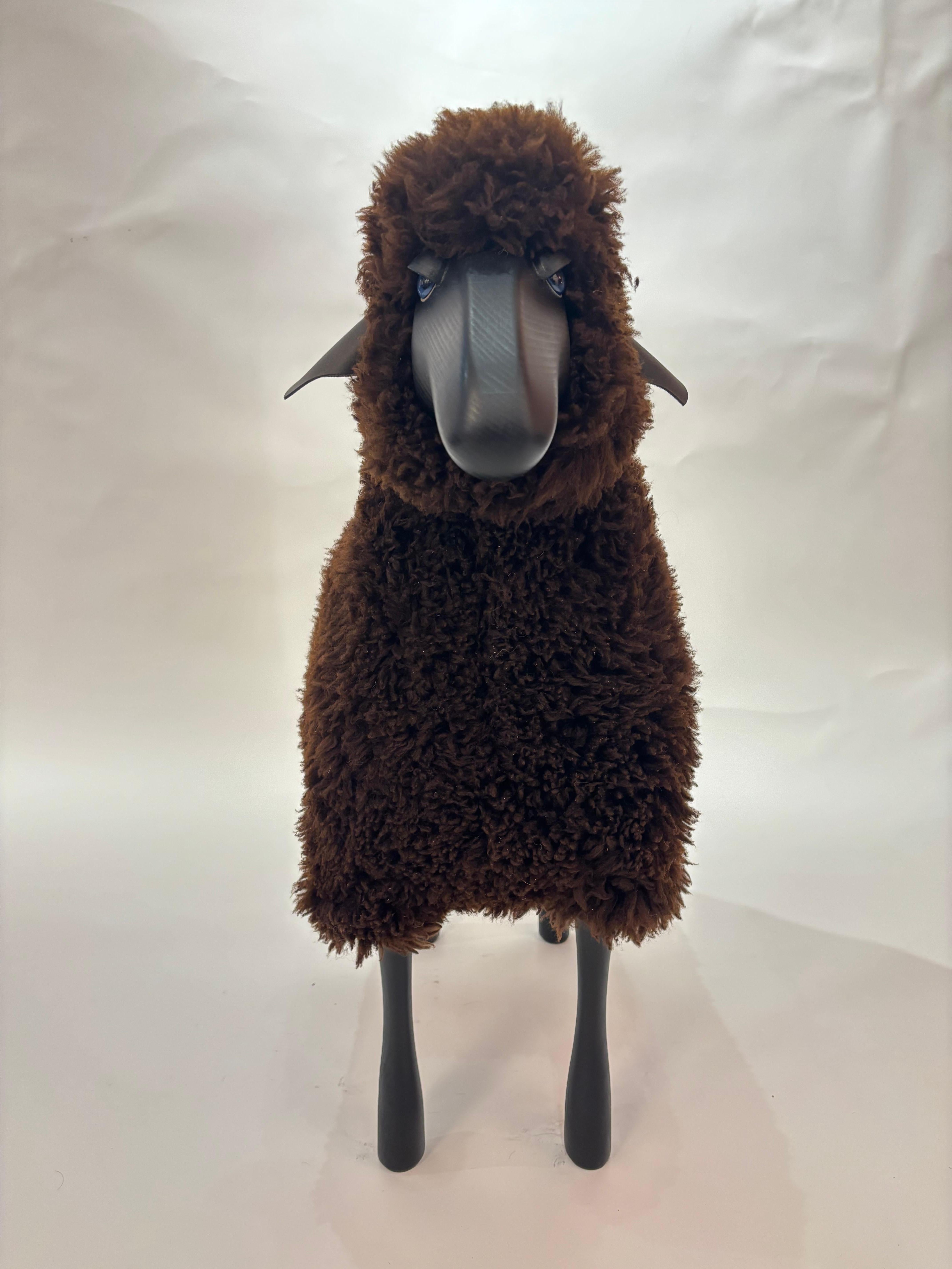 Mouton fait à la main en fourrure Brown et en bois de teck par Hans Peter Krafft, Meier Allemagne. en vente 11