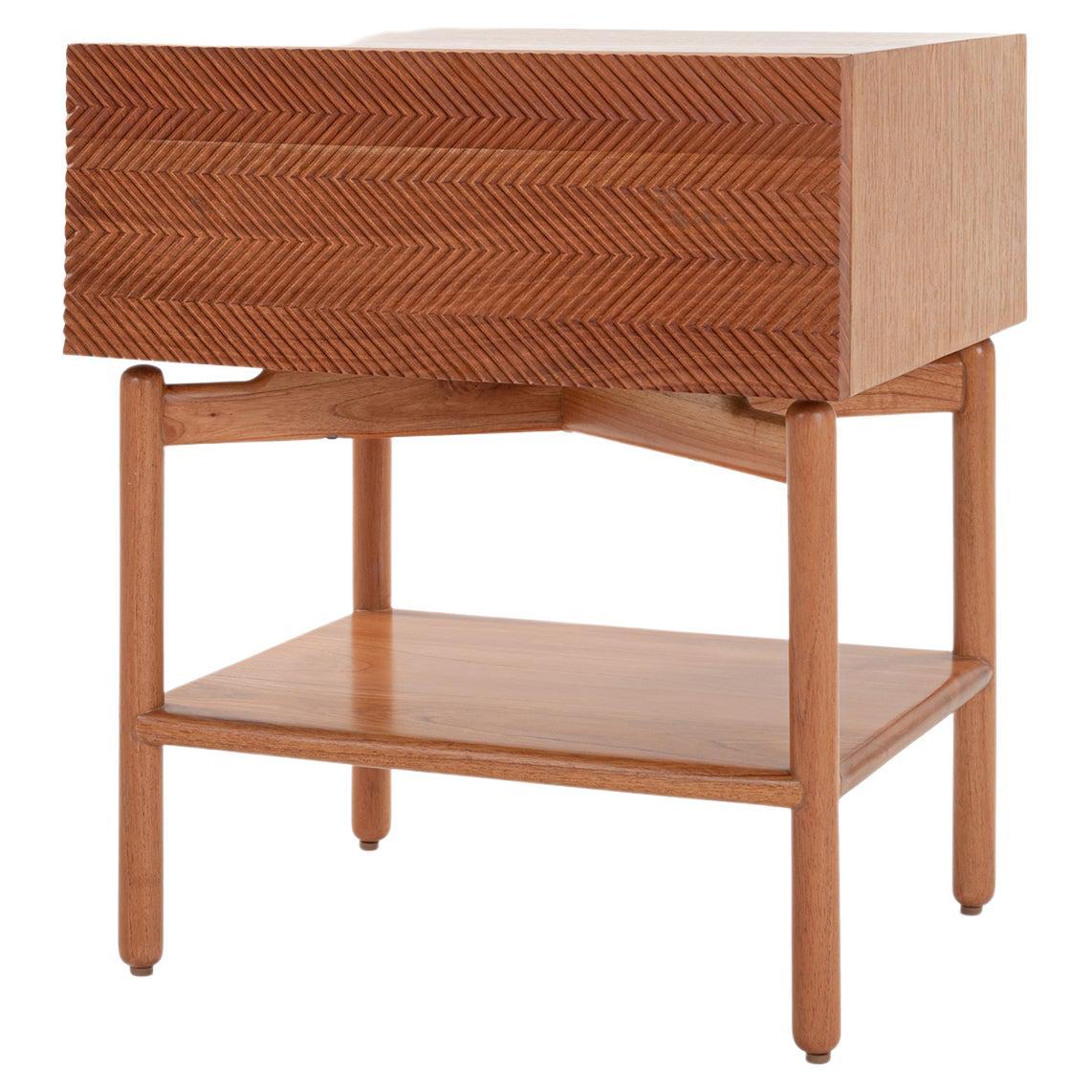 Table de nuit sculptée à la main en bois de cèdre avec un tiroir, table auxiliaire