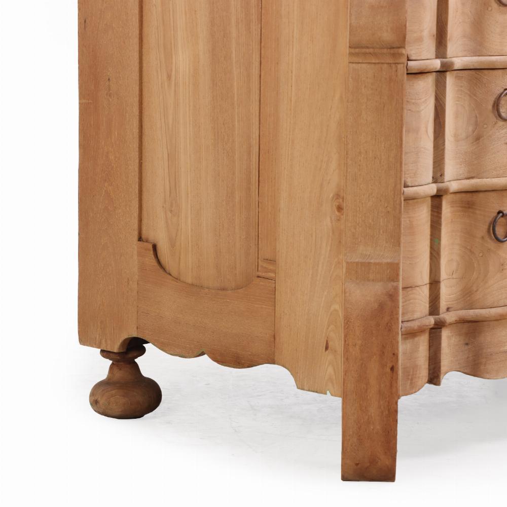 19th Century Dutch Walnut Bombe Commode, 19th C. For Sale