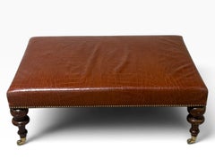 Große Leder-Ottomane im Ralph-Lauren-Stil