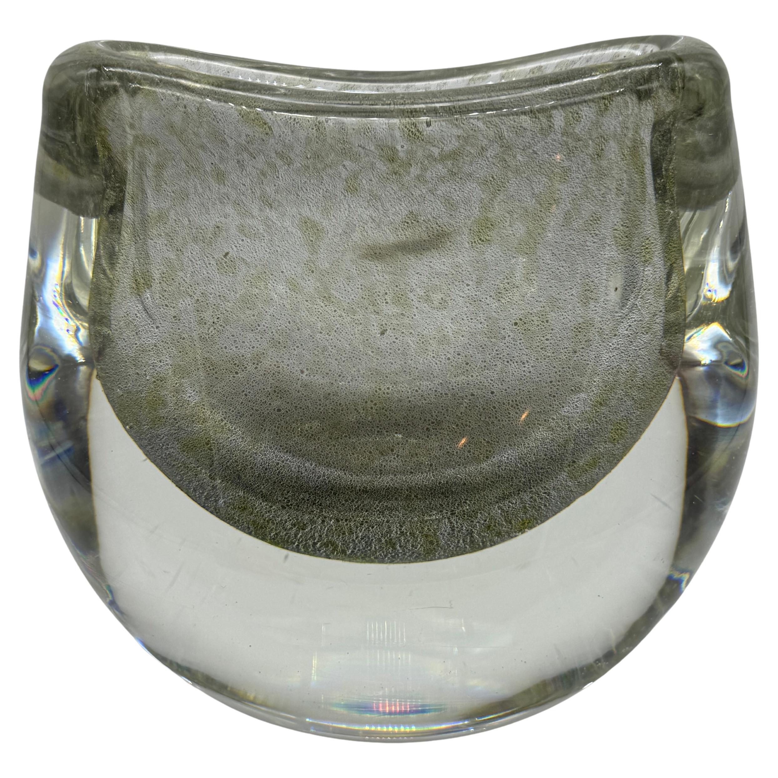 A. D. Copier Leerdam Unica Number 20 (Uranium) Crackle Art Glass Vase, 1930s For Sale